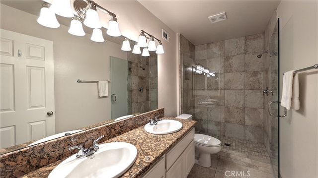 22304 Devonshire Street 4, Chatsworth, CA 91311