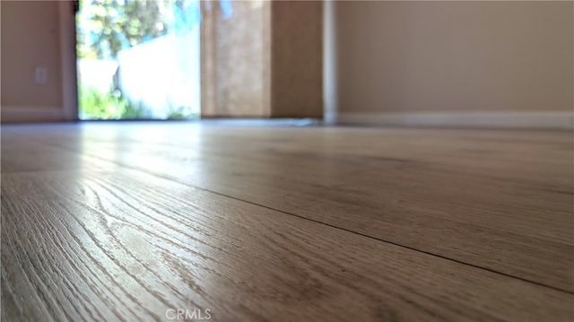 22304 Devonshire Street 4, Chatsworth, CA 91311