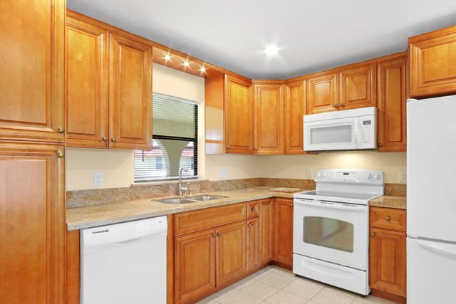 717 S Us Hwy 1 712, Jupiter, FL 33477