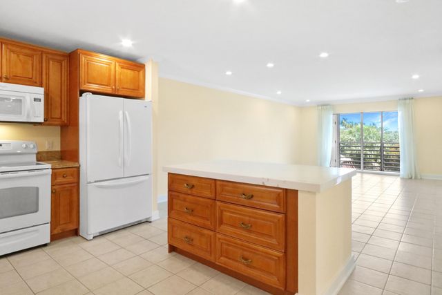 717 S Us Hwy 1 712, Jupiter, FL 33477