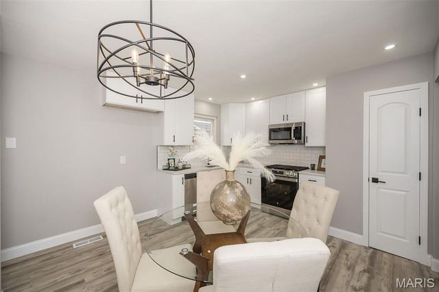 9612 Myra Court, Affton, MO 63123