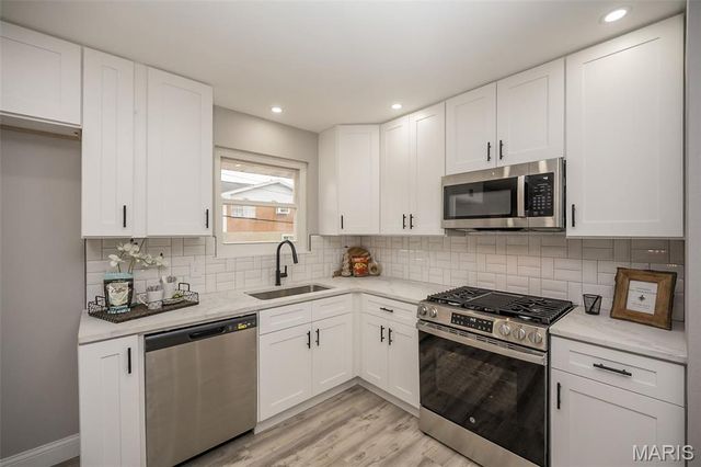 9612 Myra Court, Affton, MO 63123