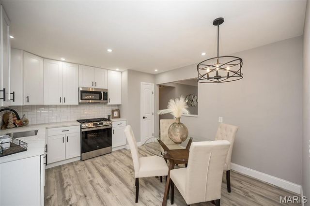 9612 Myra Court, Affton, MO 63123