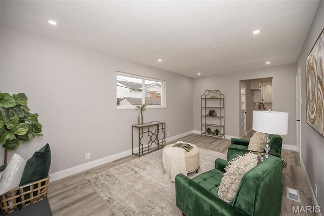 9612 Myra Court, Affton, MO 63123