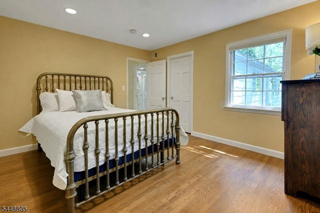 39 Lookout Rd, Mountain Lakes Boro, NJ 07046
