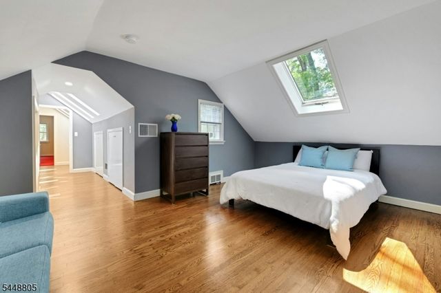 39 Lookout Rd, Mountain Lakes Boro, NJ 07046