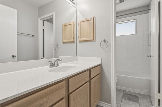 8106 Heritage Park, San Antonio, TX 78240