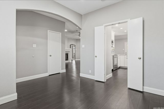 8106 Heritage Park, San Antonio, TX 78240