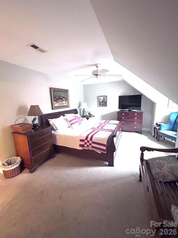 4460 Coventry Row Court, Charlotte, NC 28270