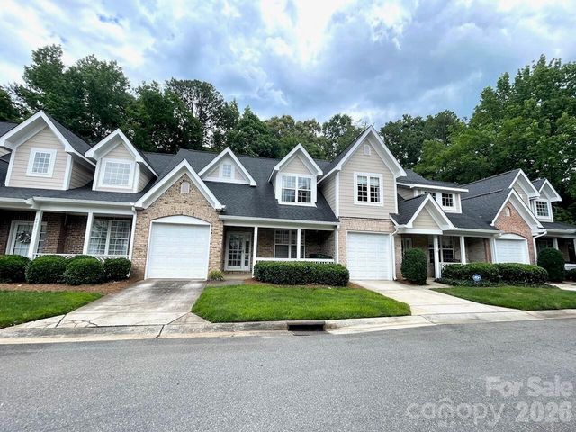 4460 Coventry Row Court, Charlotte, NC 28270