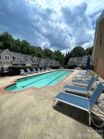 4460 Coventry Row Court, Charlotte, NC 28270