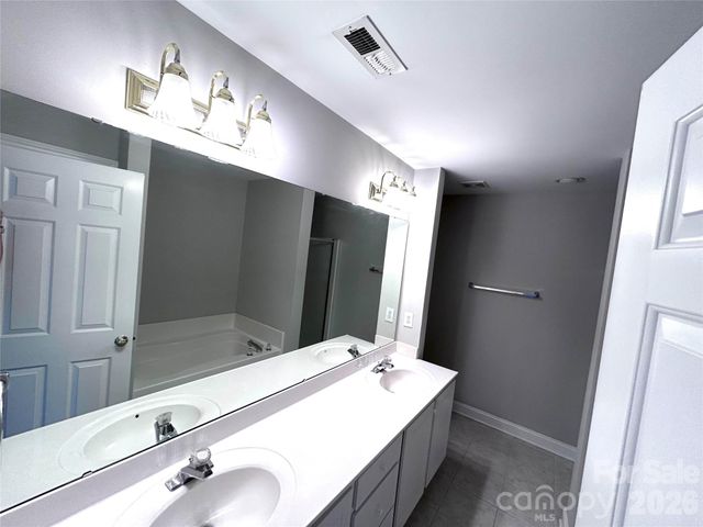 4460 Coventry Row Court, Charlotte, NC 28270