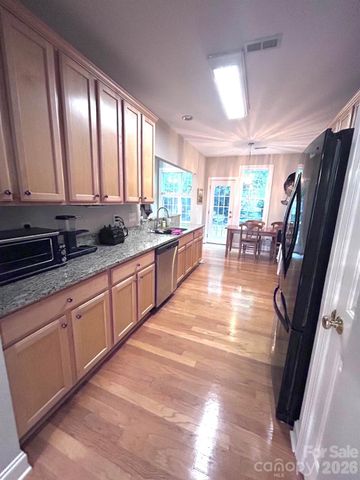 4460 Coventry Row Court, Charlotte, NC 28270