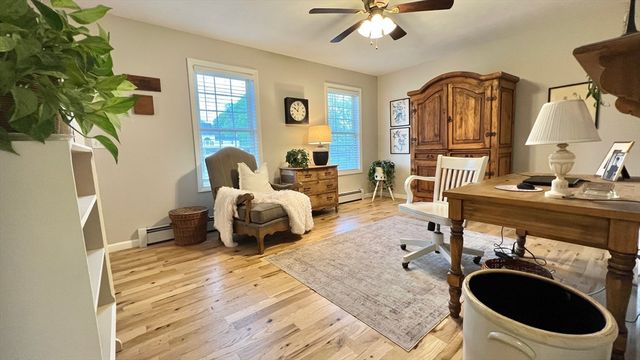42 Mechanic St, Palmer, MA 01069