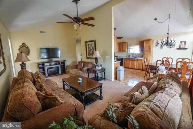 17 HUNTER DR, Little Egg Harbor Twp, NJ 08087