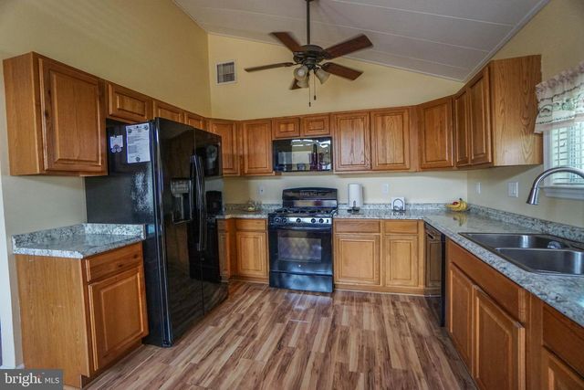 17 HUNTER DR, Little Egg Harbor Twp, NJ 08087