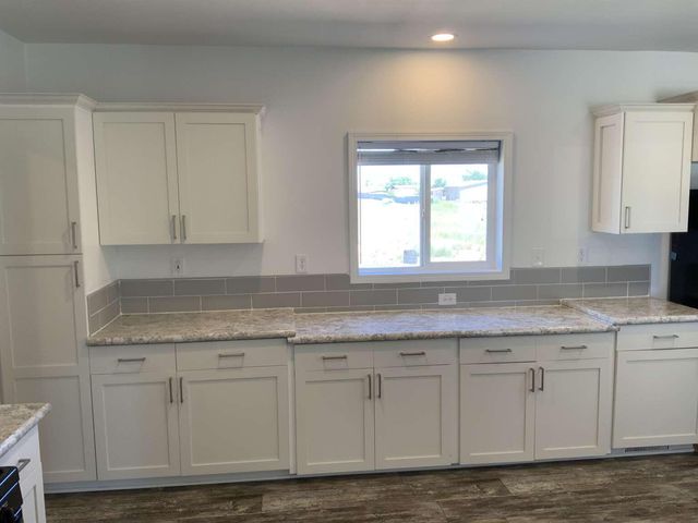 26 Manzano Street, Moriarty, NM 87035