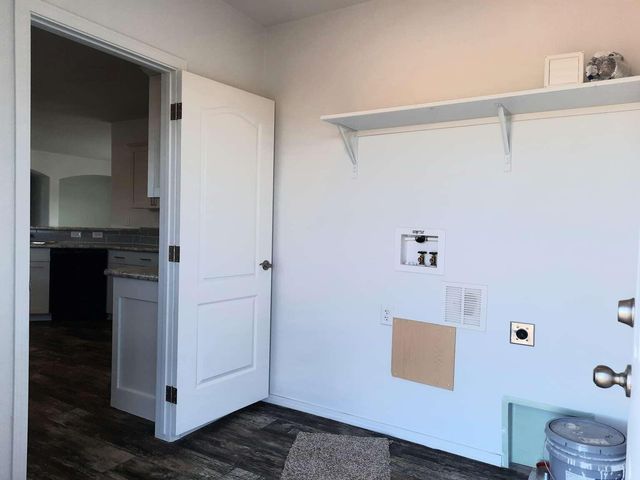 26 Manzano Street, Moriarty, NM 87035