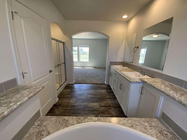 26 Manzano Street, Moriarty, NM 87035