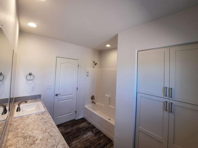 26 Manzano Street, Moriarty, NM 87035