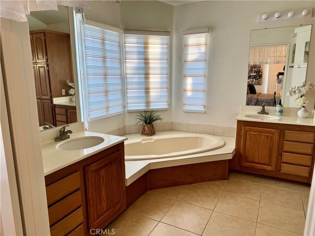 20126 Northcliff, Canyon Country, CA 91351