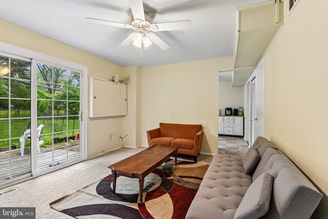 216 GLYNDON DR, Reisterstown, MD 21136