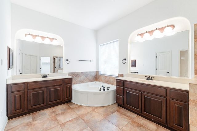 114 Saddle Ridge DR N, Cedar Park, TX 78613