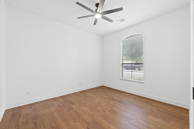 114 Saddle Ridge DR N, Cedar Park, TX 78613