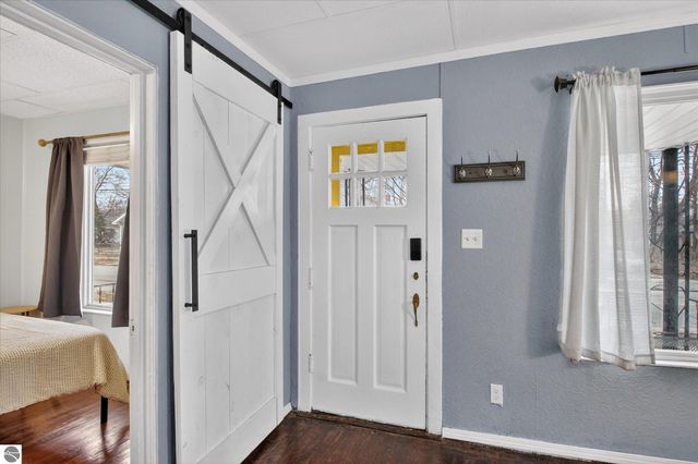 1815 W Genesee, Saginaw, MI 48602