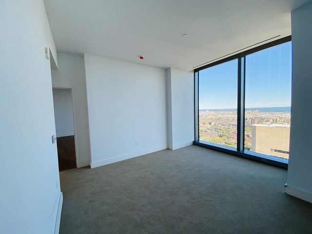 1 Dalton St 3608, Boston, MA 02115