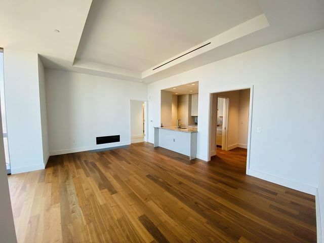 1 Dalton St 3608, Boston, MA 02115
