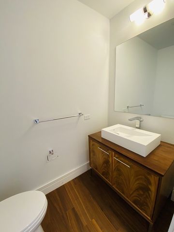 1 Dalton St 3608, Boston, MA 02115