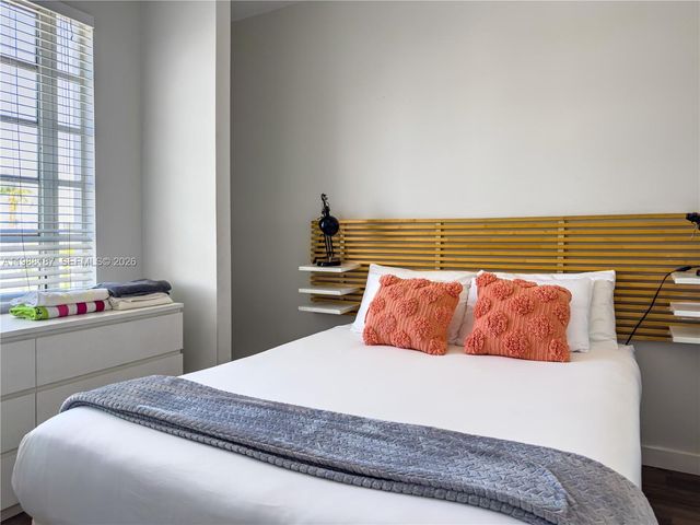 750 Collins Ave 302, Miami Beach, FL 33139