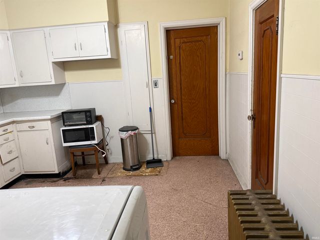 221 N 3rd Street, Decatur, IN 46733