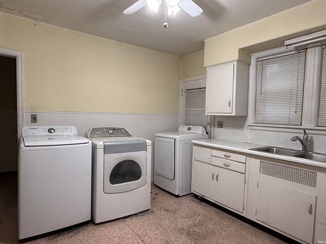 221 N 3rd Street, Decatur, IN 46733