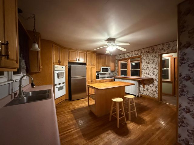 221 N 3rd Street, Decatur, IN 46733