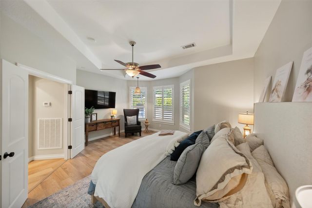 102 Lazy Springs Drive, Montgomery, TX 77356