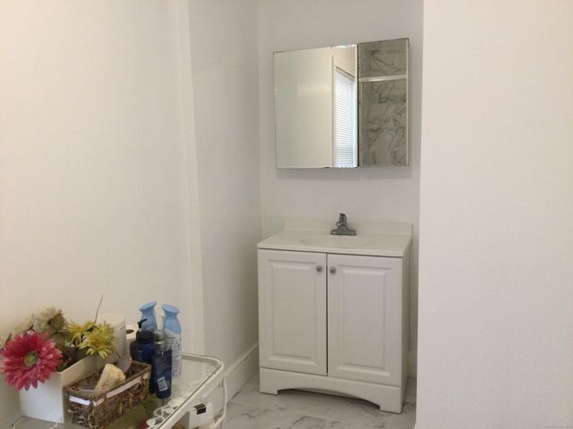 78 Fairmount Avenue, Bridgeport, CT 06606