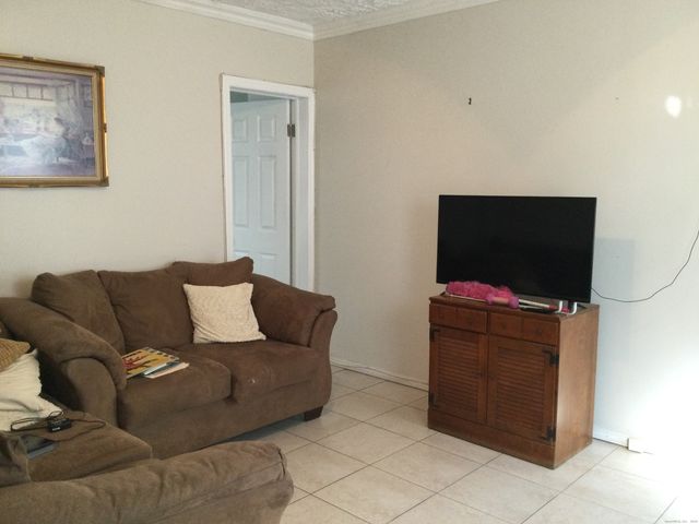 78 Fairmount Avenue, Bridgeport, CT 06606