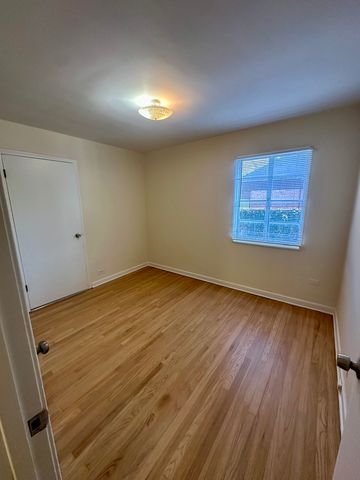 2156 Downey Road, Homewood, IL 60430