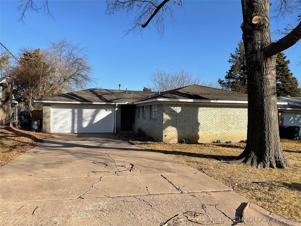 11523 E 17th Place, Tulsa, OK 74128