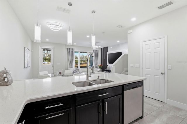 2605 PLAY HARD ALLEY, Kissimmee, FL 34744