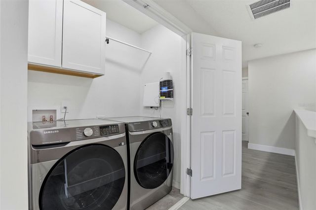 2605 PLAY HARD ALLEY, Kissimmee, FL 34744