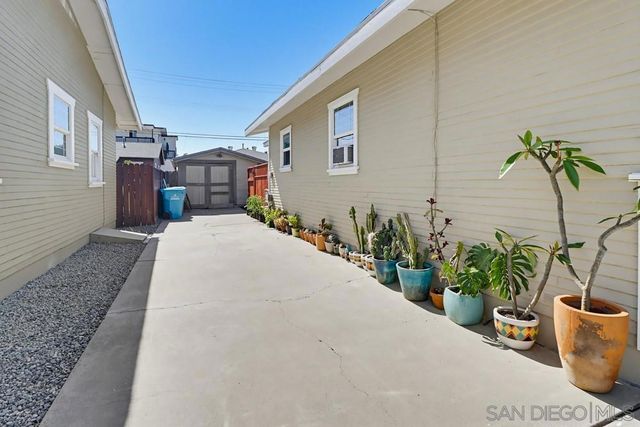 4566 32nd, San Diego, CA 92116