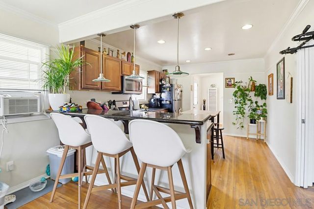 4566 32nd, San Diego, CA 92116