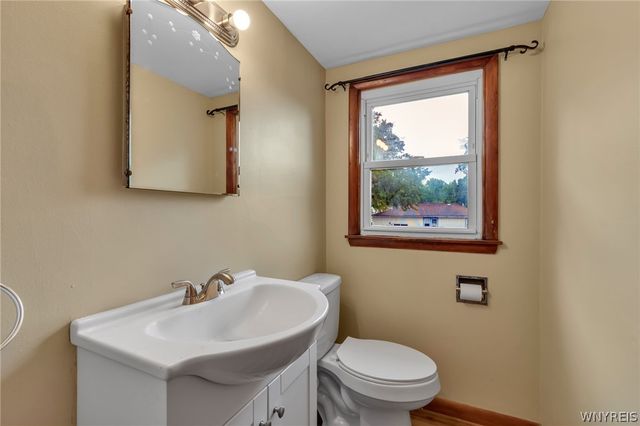 3773 Sowles Road, Hamburg, NY 14075
