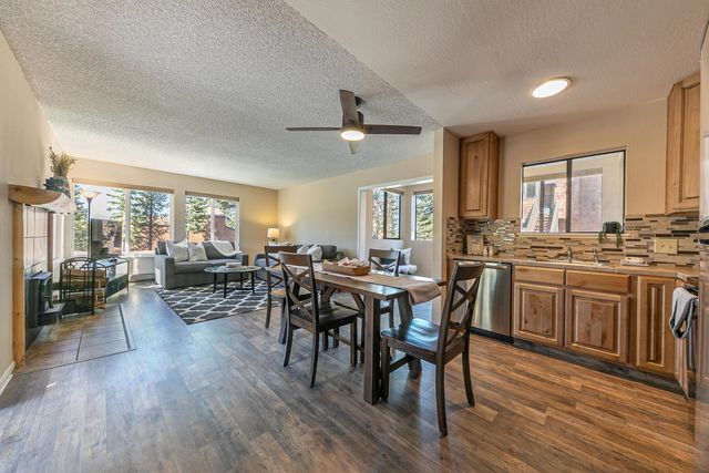 11723 Snowpeak Way Unit 569, Truckee, CA 96161