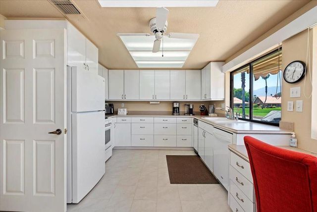 28 Conejo Circle, Palm Desert, CA 92260