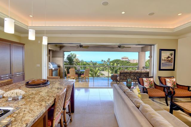 81 Makakehau Rd Unit 2 Apt H-2, Kihei, HI 96753