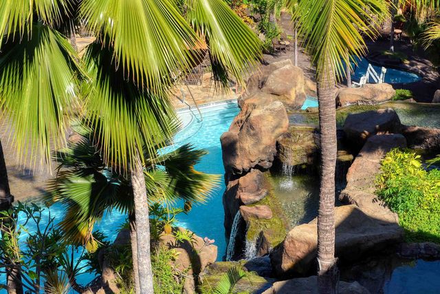 81 Makakehau Rd Unit 2 Apt H-2, Kihei, HI 96753